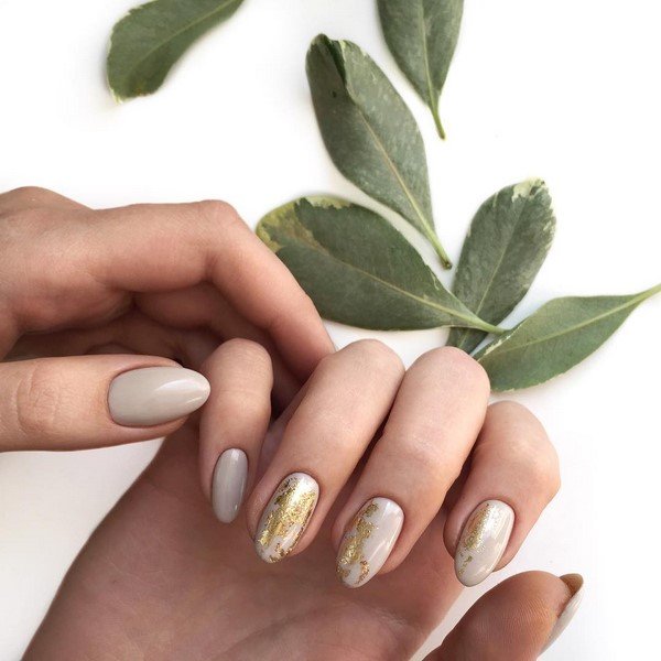 Маникюр на миндалевидные ногти 2026 — новинки