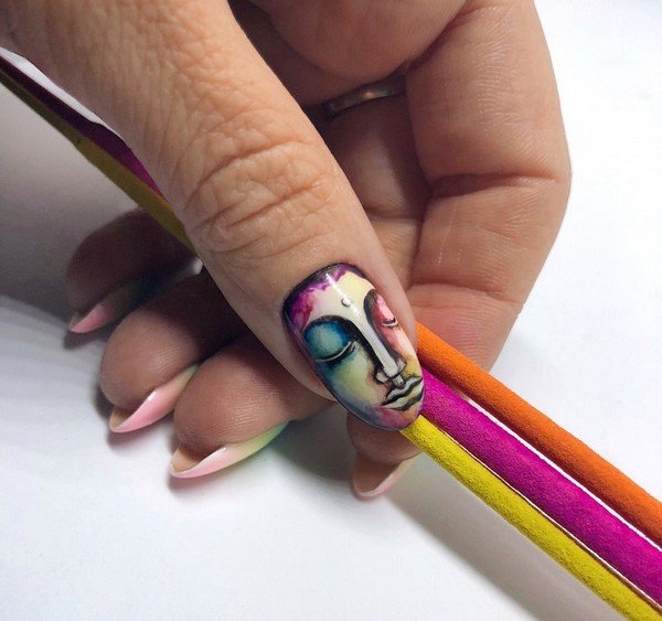 Маникюр на миндалевидные ногти 2026 — новинки