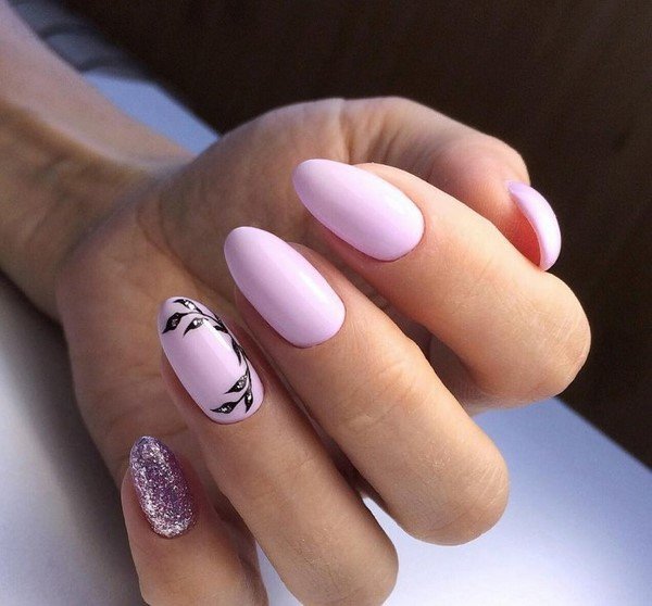 Маникюр на миндалевидные ногти 2026 — новинки