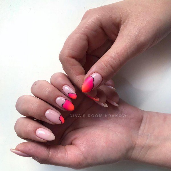 Маникюр на миндалевидные ногти 2026 — новинки