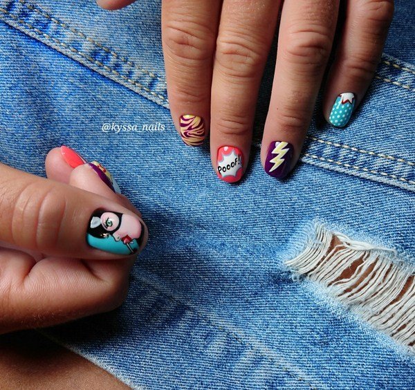 Тренд маникюра 2026 «eye see you» — ФОТО