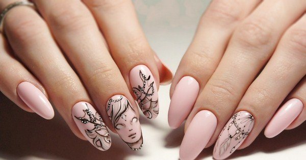 Тренд маникюра 2026 «eye see you» — ФОТО