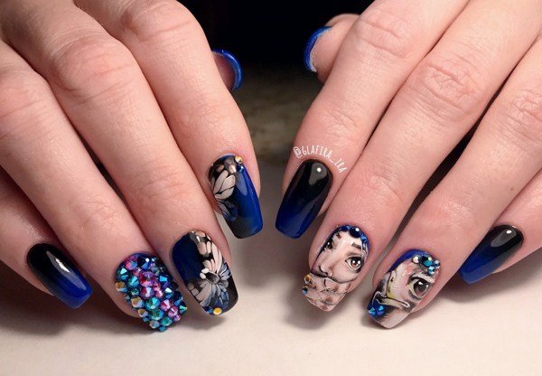 Тренд маникюра 2026 «eye see you» — ФОТО
