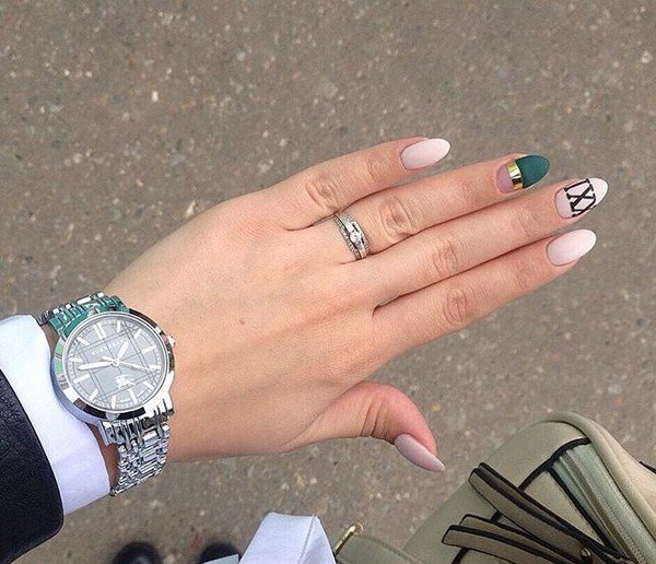 Топовые новинки маникюра гель-лаком 2026: фото идеи