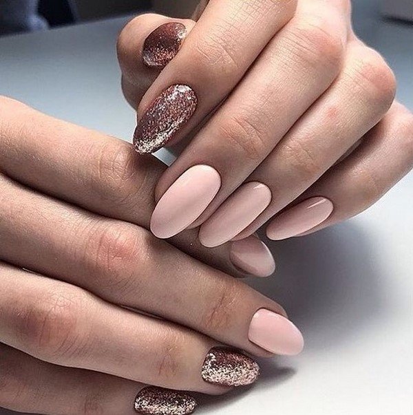 Топовые новинки маникюра гель-лаком 2026: фото идеи