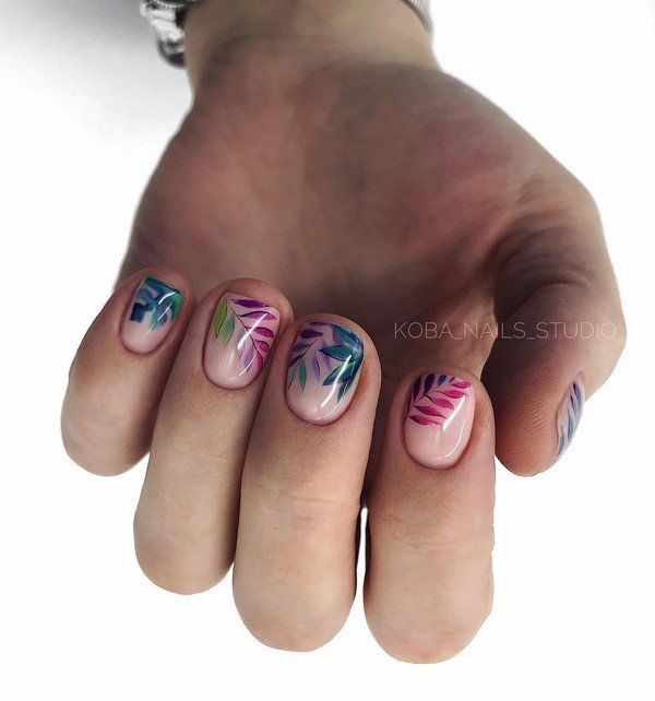 Топовые новинки маникюра гель-лаком 2026: фото идеи