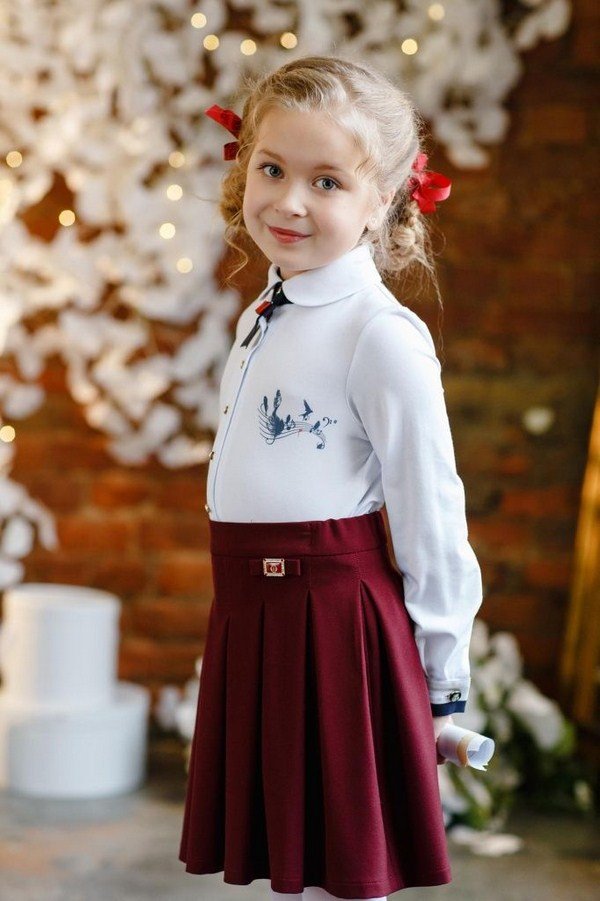 Стильная школьная форма 2026 для девочек и мальчиков: фото
