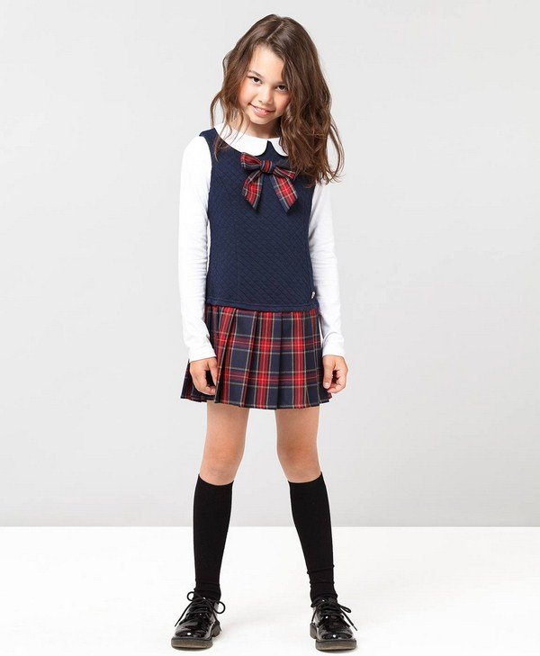 Стильная школьная форма 2026 для девочек и мальчиков: фото