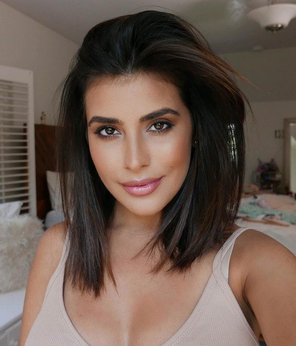 Новинки стрижек на средние волосы 2026: фото-примеры