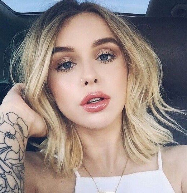 Новинки стрижек на средние волосы 2026: фото-примеры