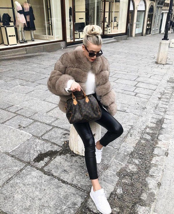 Уличная мода street style осень-зима 2026-2027 — фото-идеи образов