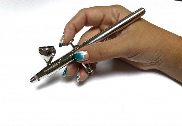 Новинки маникюра зима 2026-2027: тренды и тенденции