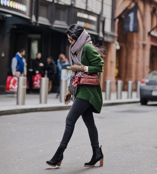 Трендовые свитера и кофты 2026: актуальные новинки на фото