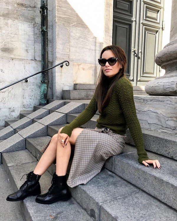 Трендовые свитера и кофты 2026: актуальные новинки на фото