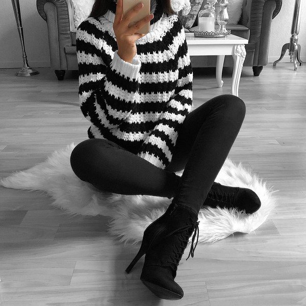 Трендовые свитера и кофты 2026: актуальные новинки на фото