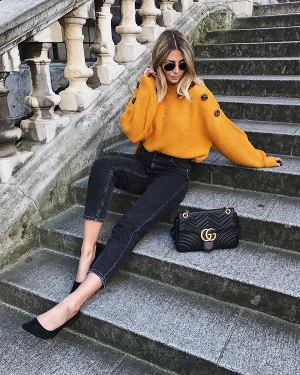 Трендовые свитера и кофты 2026: актуальные новинки на фото