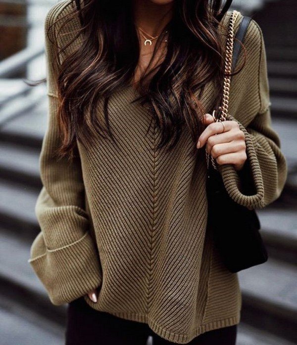 Трендовые свитера и кофты 2026: актуальные новинки на фото