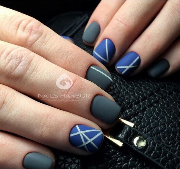 Модный дизайн ногтей 2026: трендовые техники на фото