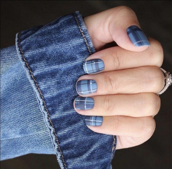 Модный дизайн ногтей 2026: трендовые техники на фото