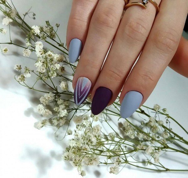 Модный дизайн ногтей 2026: трендовые техники на фото