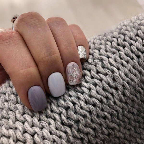 Модный дизайн ногтей 2026: трендовые техники на фото