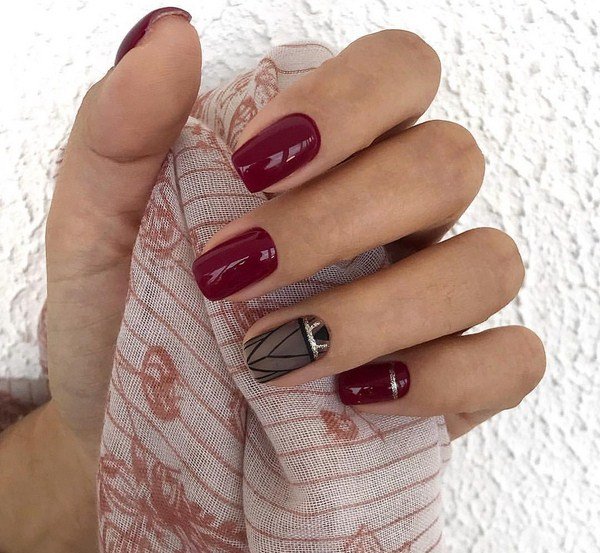 Модный дизайн ногтей 2026: трендовые техники на фото