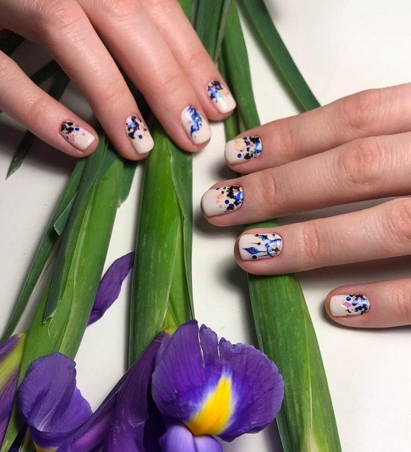 Тренды маникюра на очень короткие ногти 2026: модные новинки