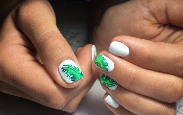 Тренды маникюра на очень короткие ногти 2026: модные новинки