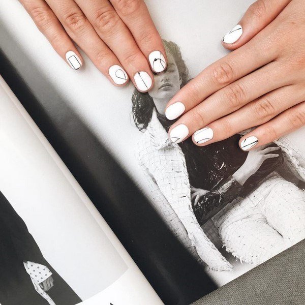 Тренды маникюра на очень короткие ногти 2026: модные новинки