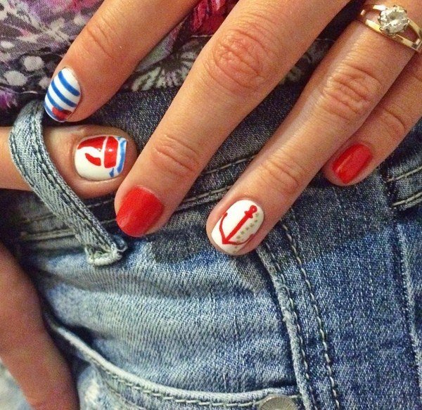 Тренды маникюра на очень короткие ногти 2026: модные новинки