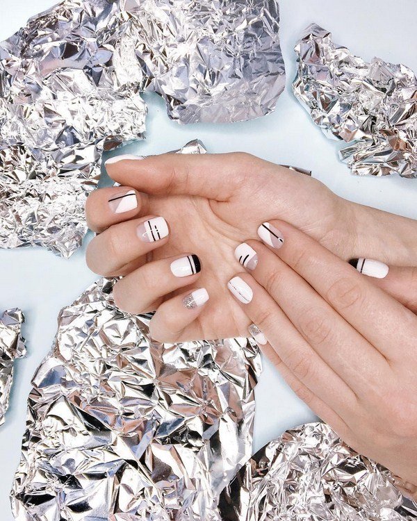 Тренды маникюра на очень короткие ногти 2026: модные новинки