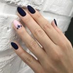 Красивые вечерние прически на выпускной 2026: фото, новинки