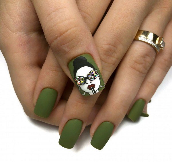 Самый модный маникюр со стразами 2026: фото