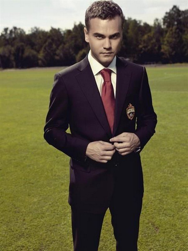 Фото рейтинг самых красивых мужчин России 2026 года