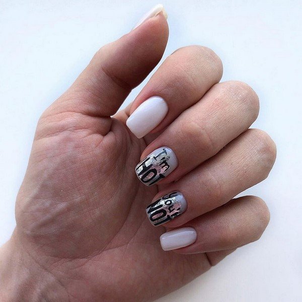 Модные ногти с надписями2026: топовые идеи