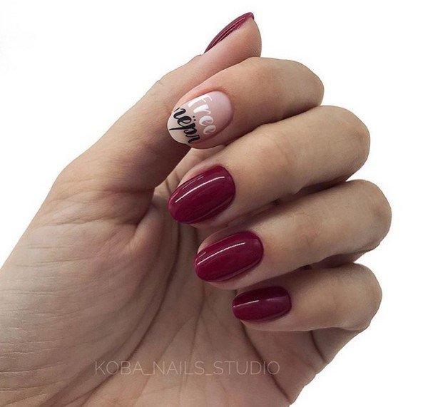 Модные ногти с надписями2026: топовые идеи