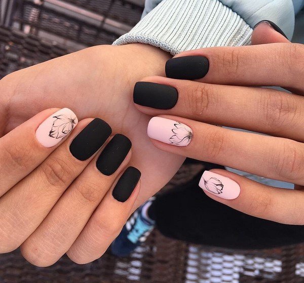 Супермодный темный маникюр 2026 – актуальные тренды на фото