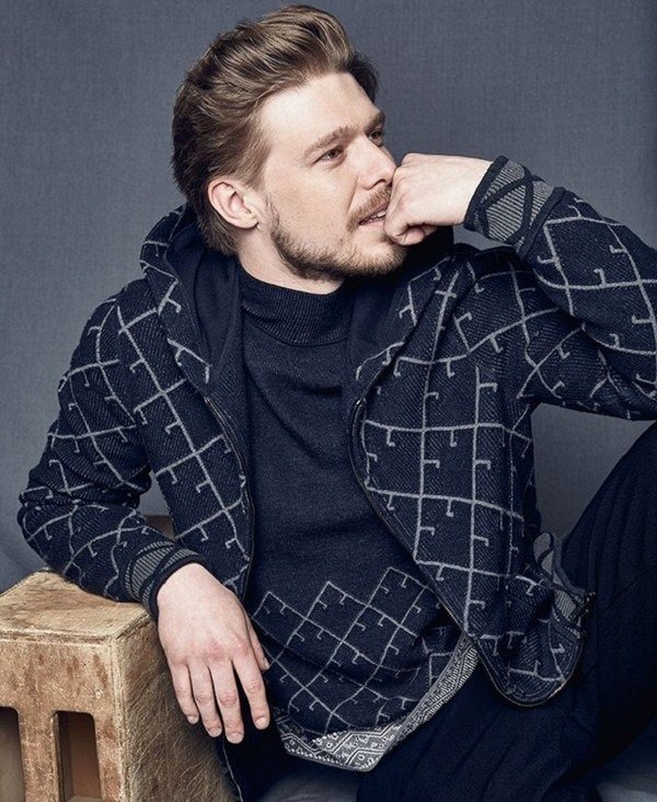 Фото рейтинг самых красивых мужчин России 2026 года