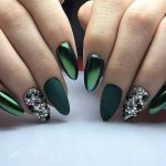 Total black look 2026 в разных стилях: лучшие образы в черном цвете