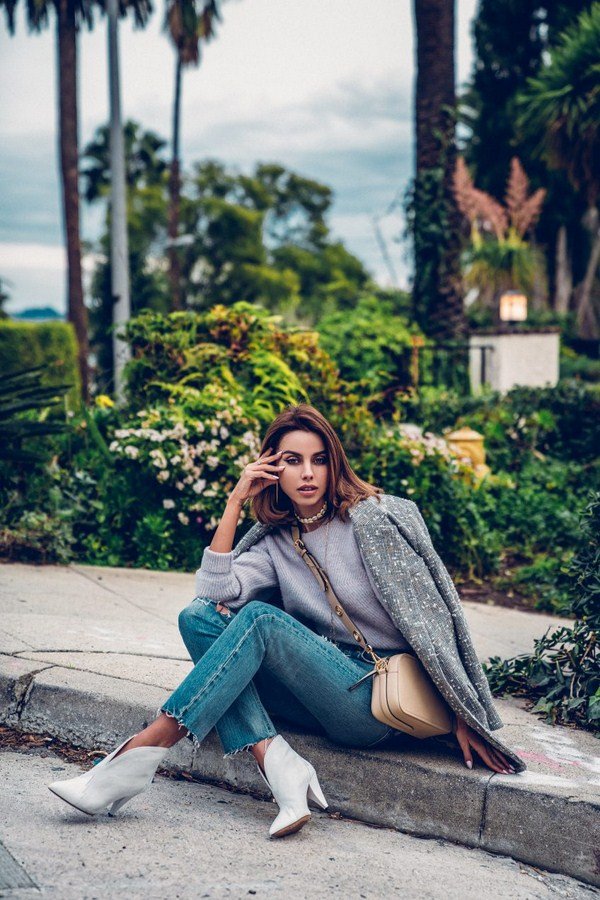 Модные новинки джинсов весна-лето 2026 – топовые луки на весну и лето