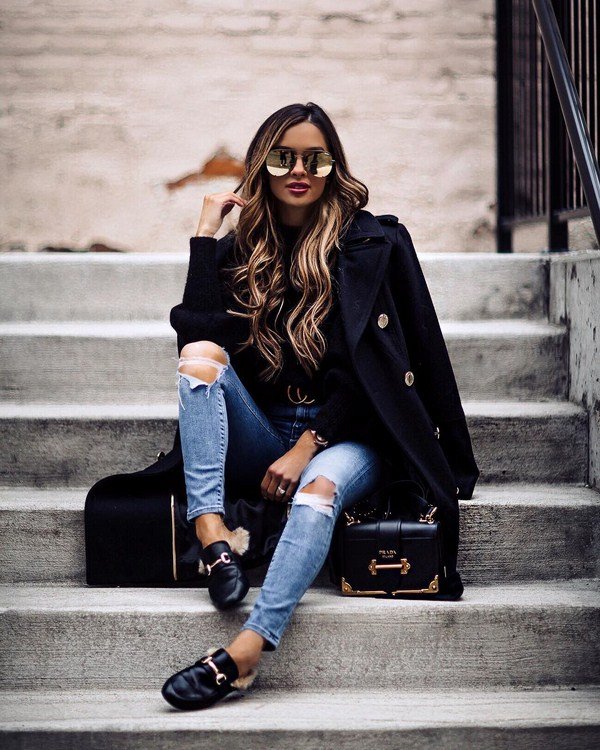 Модные новинки джинсов весна-лето 2026 – топовые луки на весну и лето