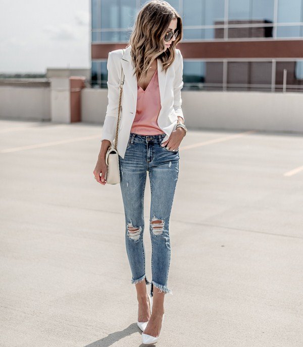 Модные новинки джинсов весна-лето 2026 – топовые луки на весну и лето