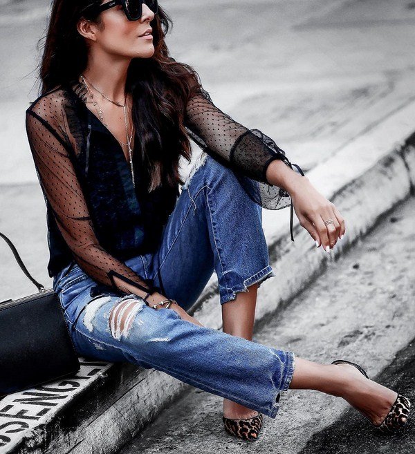 Модные новинки джинсов весна-лето 2026 – топовые луки на весну и лето