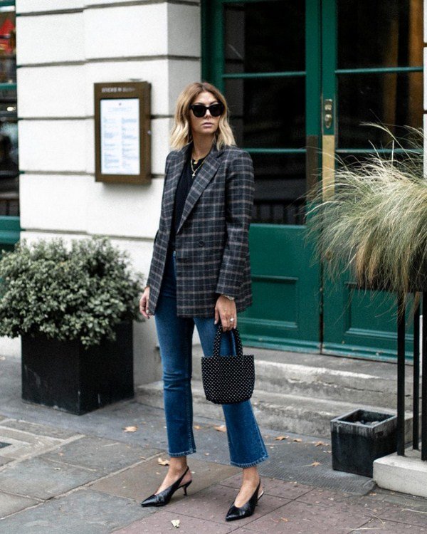 Модные новинки джинсов весна-лето 2026 – топовые луки на весну и лето