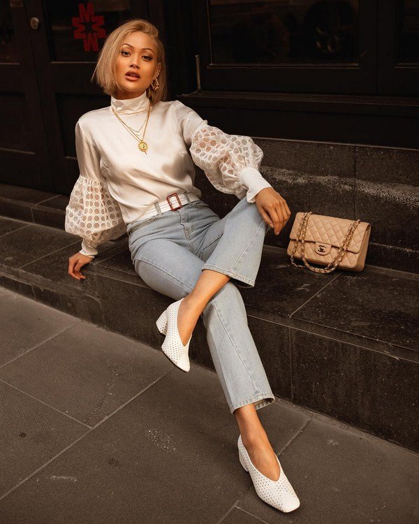 Модные новинки джинсов весна-лето 2026 – топовые луки на весну и лето