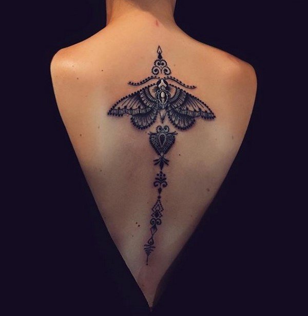 Креативные идеи тату 2026 для девушек – модные тренды на фото