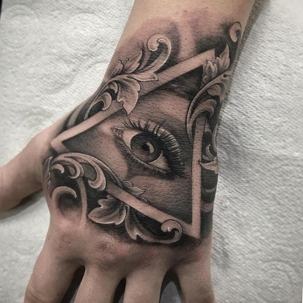 Креативные идеи тату 2026 для девушек – модные тренды на фото