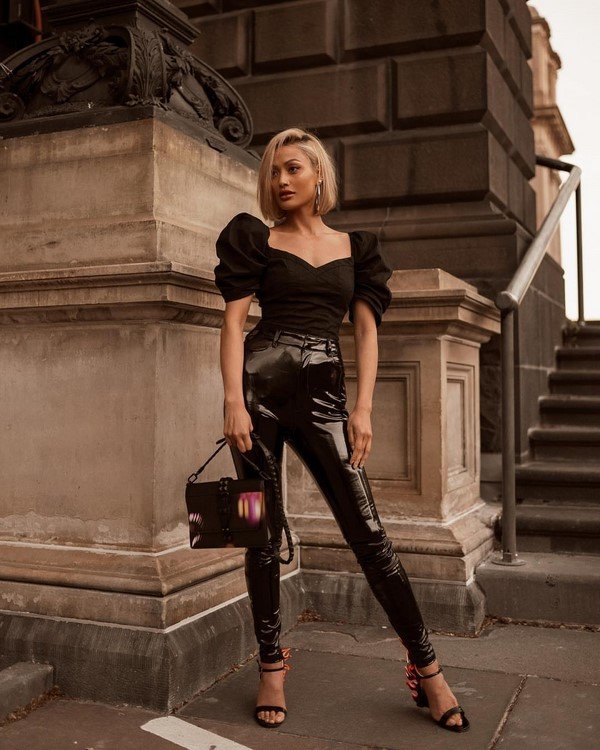 Total black look 2026 в разных стилях: лучшие образы в черном цвете