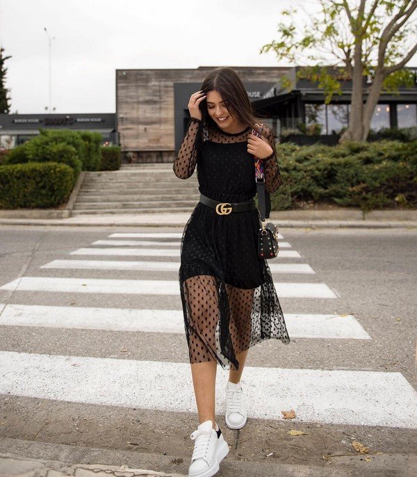 Total black look 2026 в разных стилях: лучшие образы в черном цвете