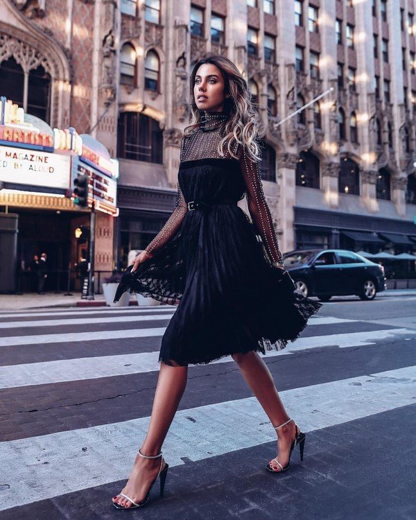 Total black look 2026 в разных стилях: лучшие образы в черном цвете